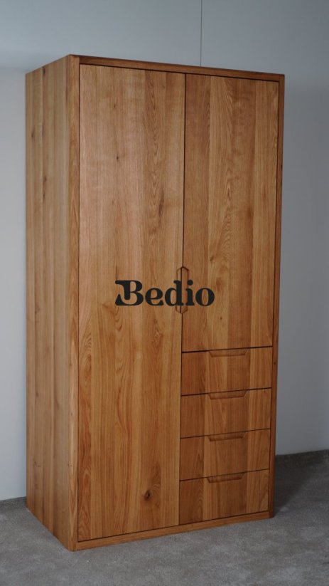 Dubová skriňa Simple