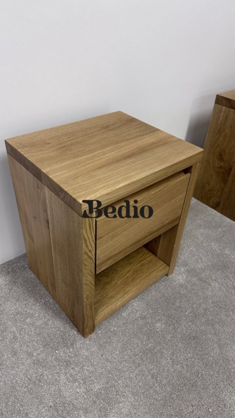 Nočný stolík