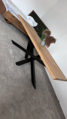 Dubový stôl Granit